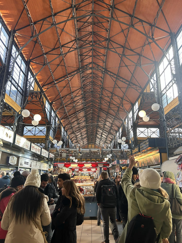 匈牙利》只知道布達佩斯中央市場？必去的寶藏市場：Lehel Market